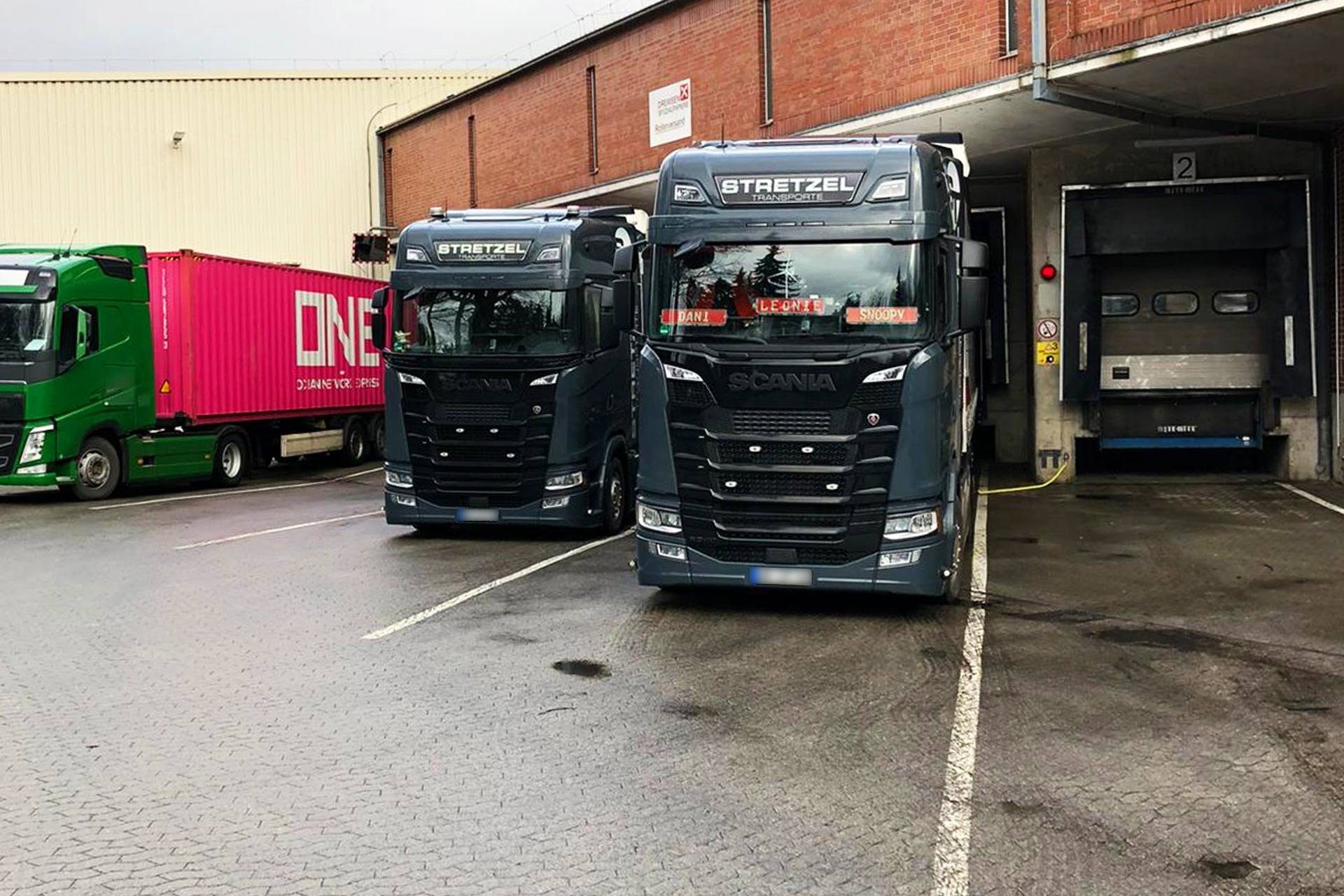 Stretzel Transporte GmbH - Lkw, Lkw-Flotten, Lagerhäuser, Transport von Gütern, Kühlwaren und Getränken sowie Be- und Entladevorgänge